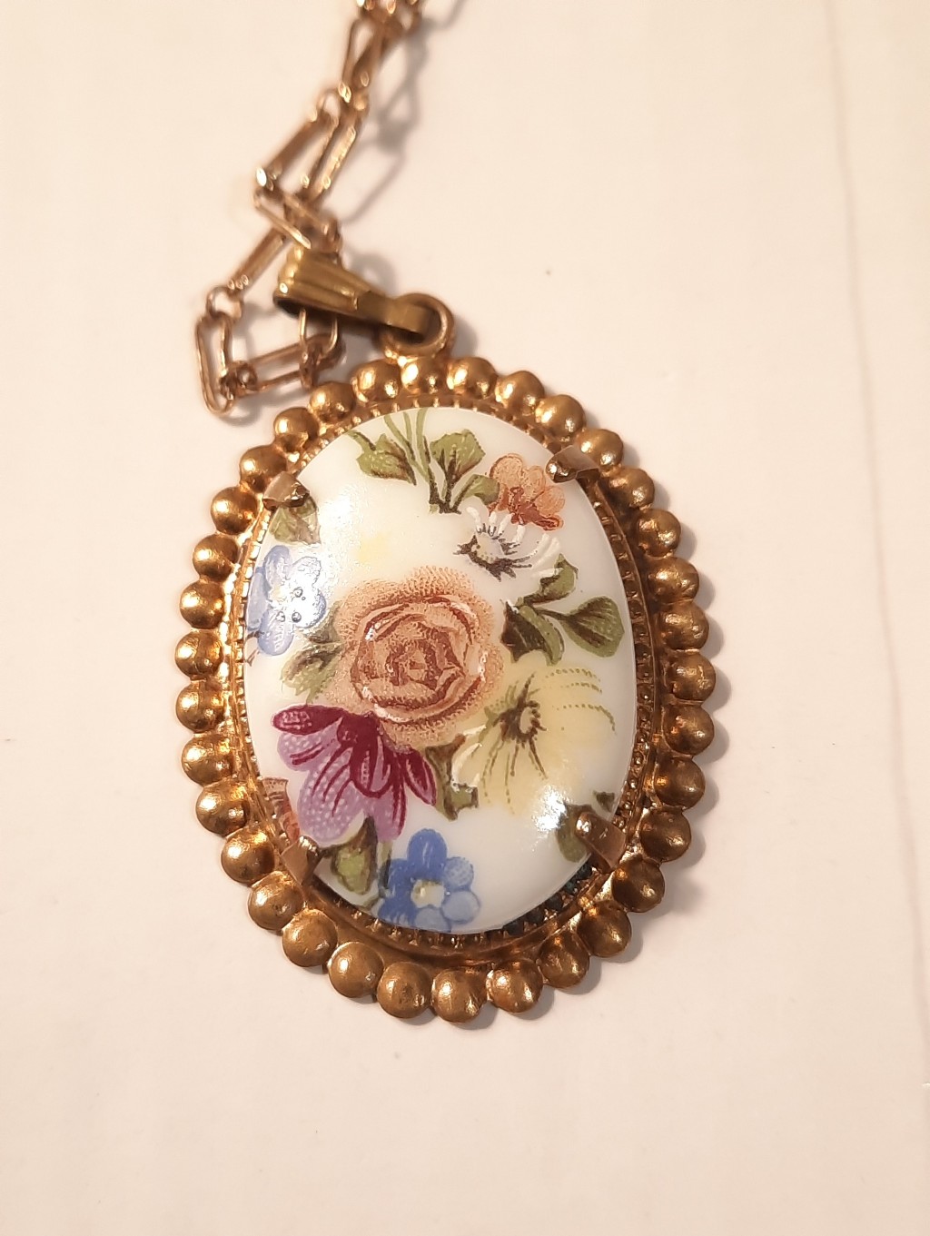 Gold-Tone Floral Porcelain Pendant Necklace - White Multicolor